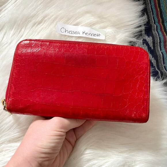 Miu Miu Vernice Crocodile Embossed Calfskin Zip Around Wallet Red 0107 - Picture 4 of 10